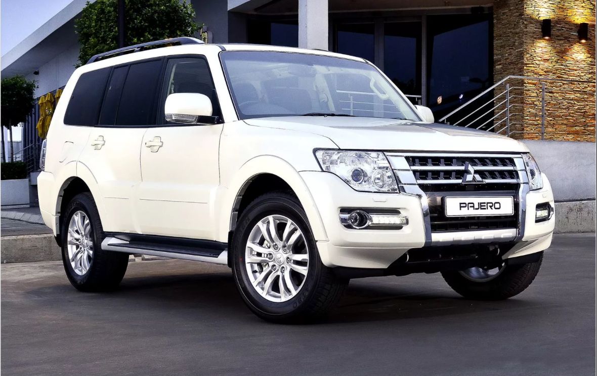 Mitsubishi Pajero 2015